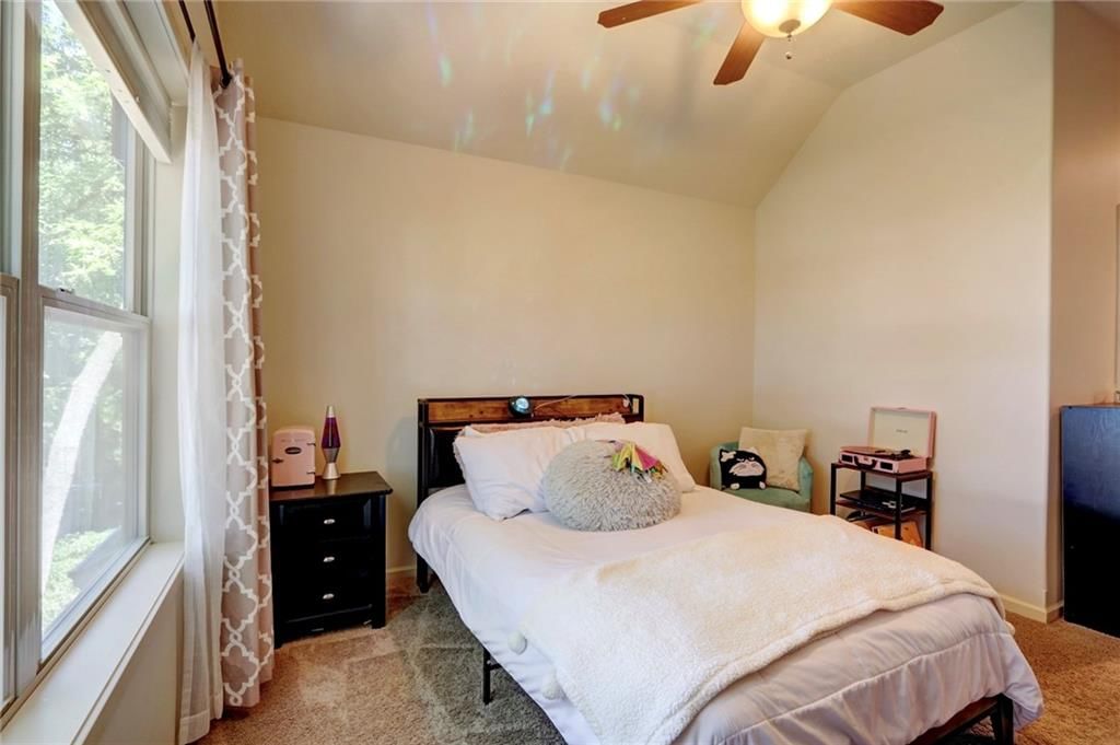 1316 NE Kenwood Drive — photo 52