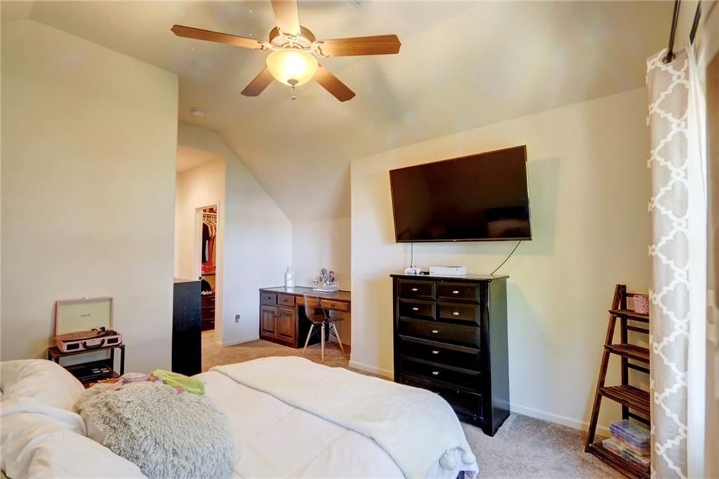 1316 NE Kenwood Drive — photo 53