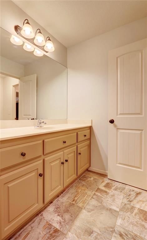 1316 NE Kenwood Drive — photo 58