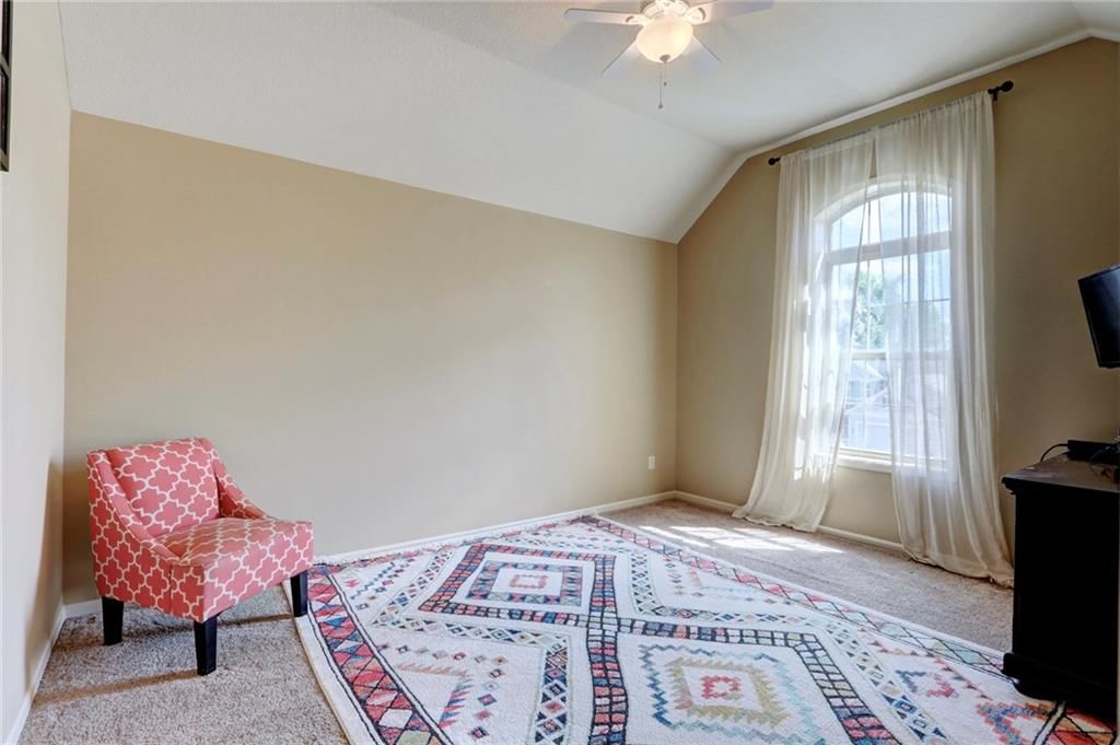 1316 NE Kenwood Drive — photo 62