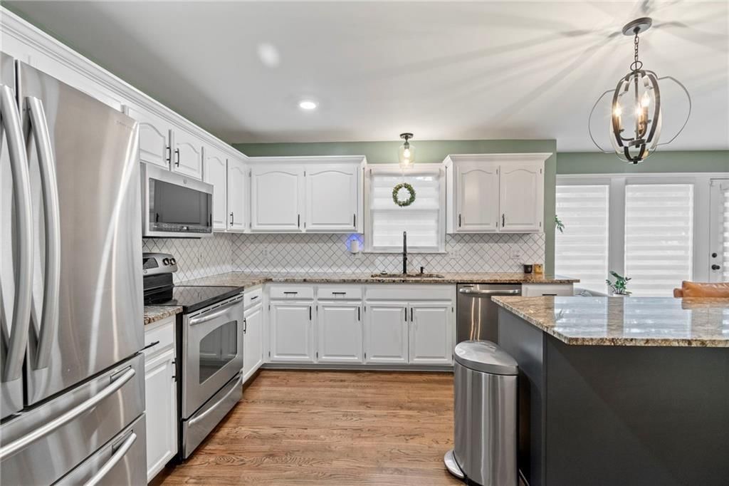 7230 N Smalley Avenue — photo 11
