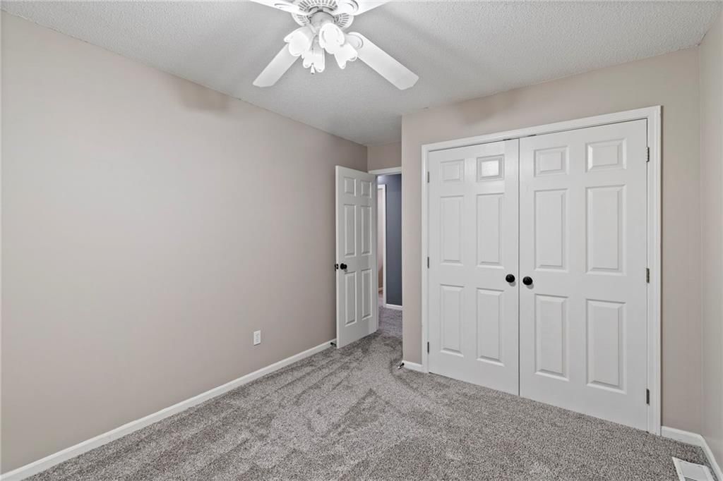 7230 N Smalley Avenue — photo 24