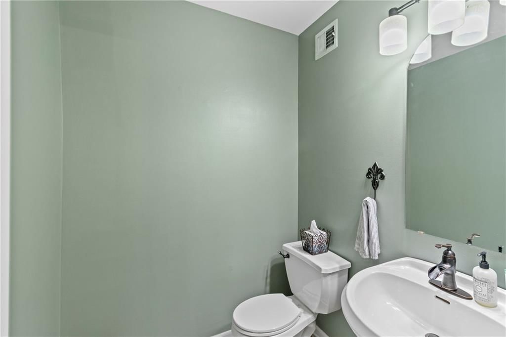 7230 N Smalley Avenue — photo 25