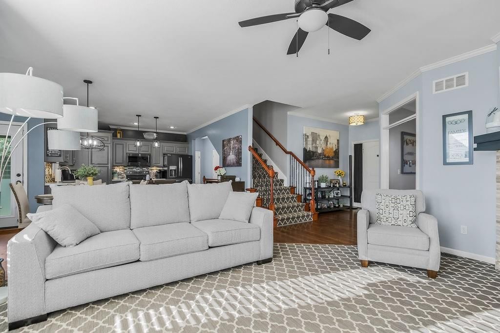 25573 W 143rd Terrace — photo 7