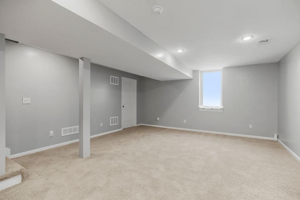 25573 W 143rd Terrace — photo 29