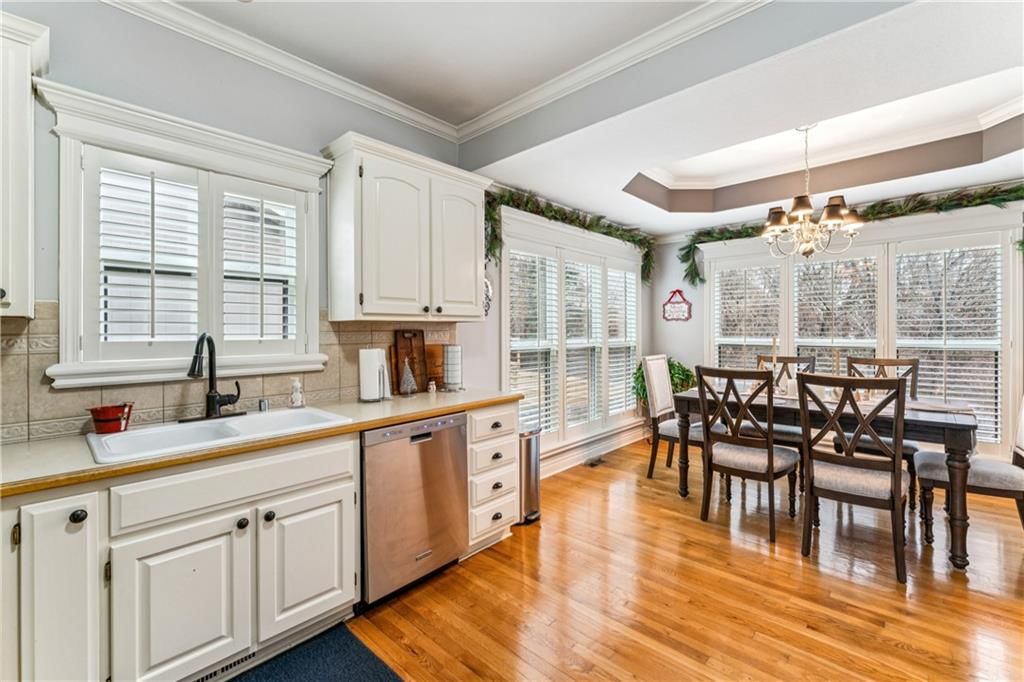 209 Hillside Drive — photo 3