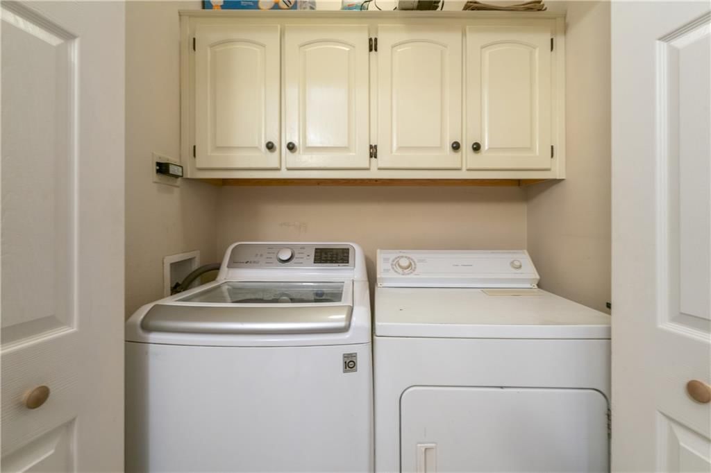 209 Hillside Drive — photo 15