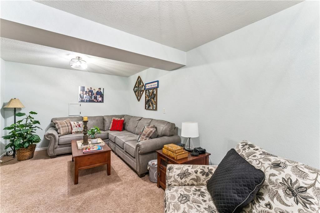209 Hillside Drive — photo 25