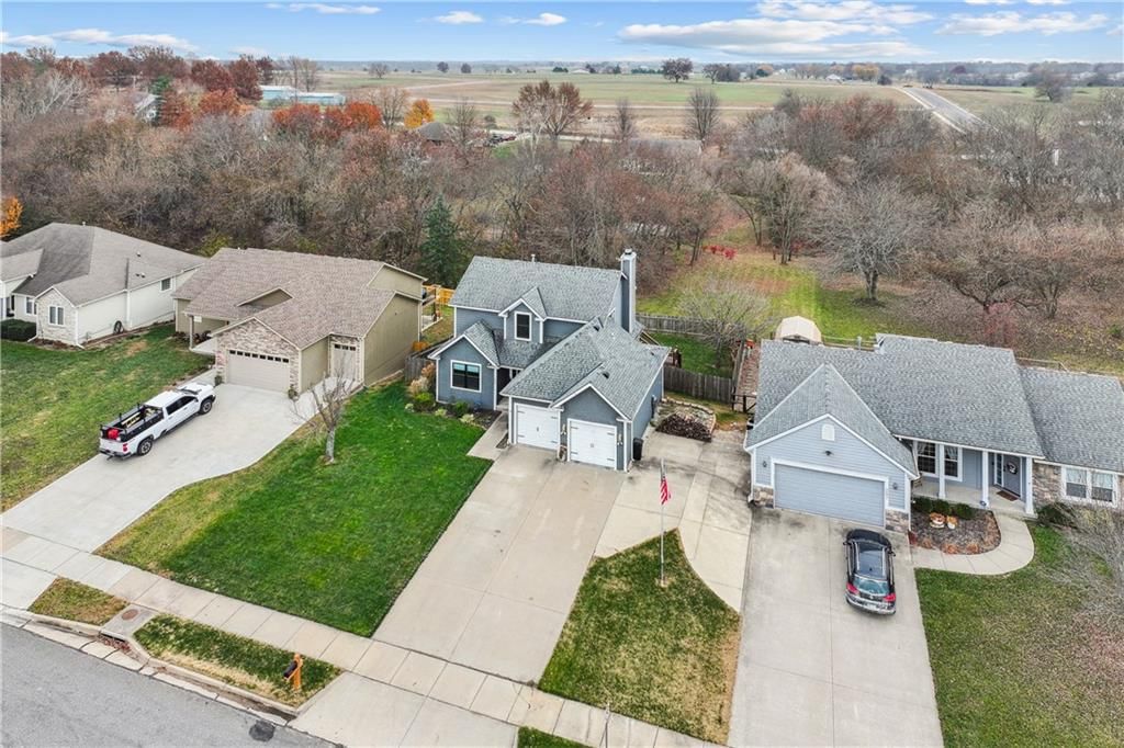 209 Hillside Drive — photo 29
