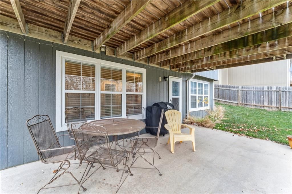 209 Hillside Drive — photo 35
