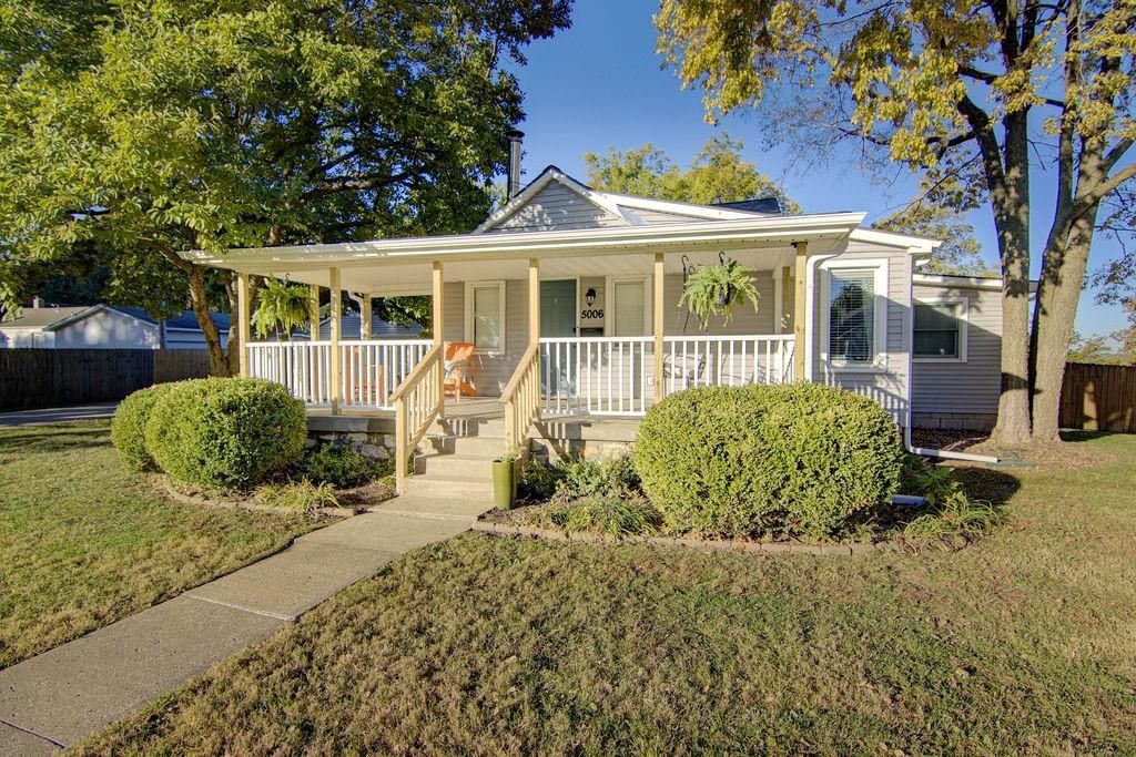 5006 Nall Avenue, Roeland Park, KS