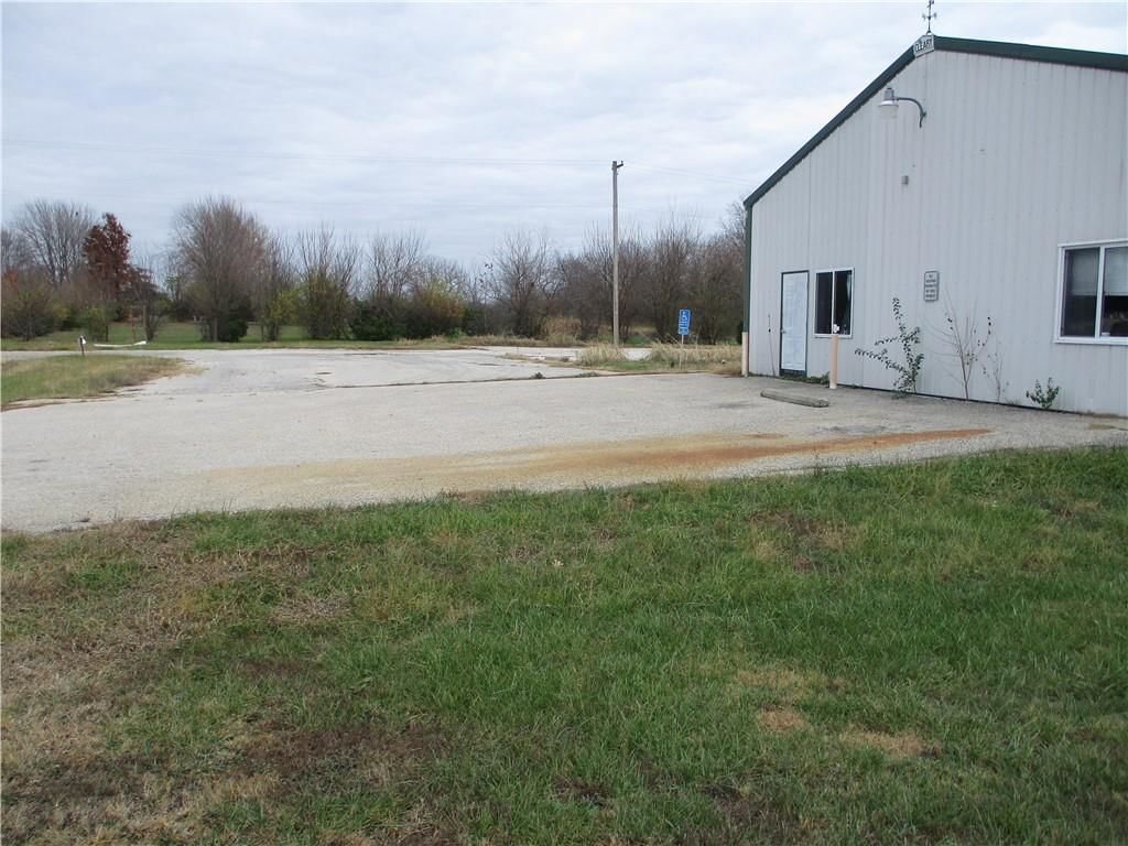 1250 Commercial N/A — photo 5