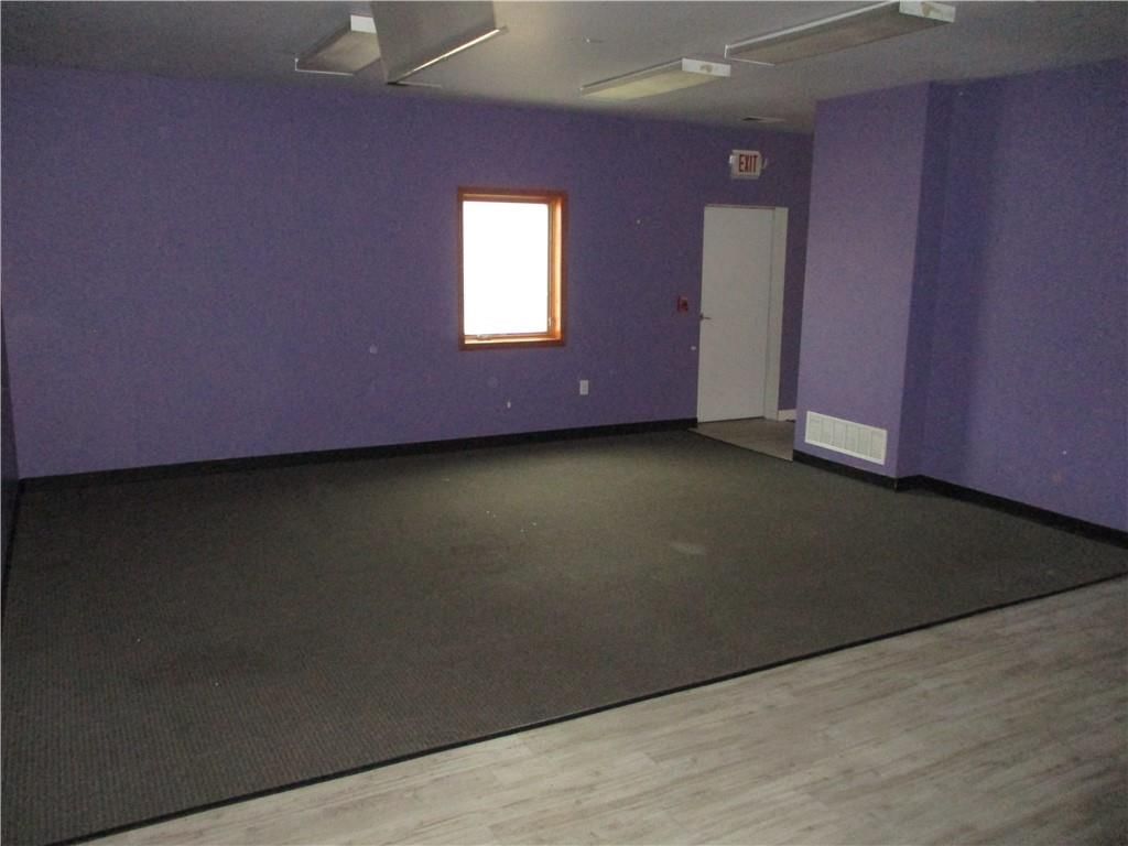 1250 Commercial N/A — photo 10
