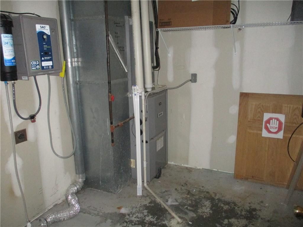 1250 Commercial N/A — photo 16