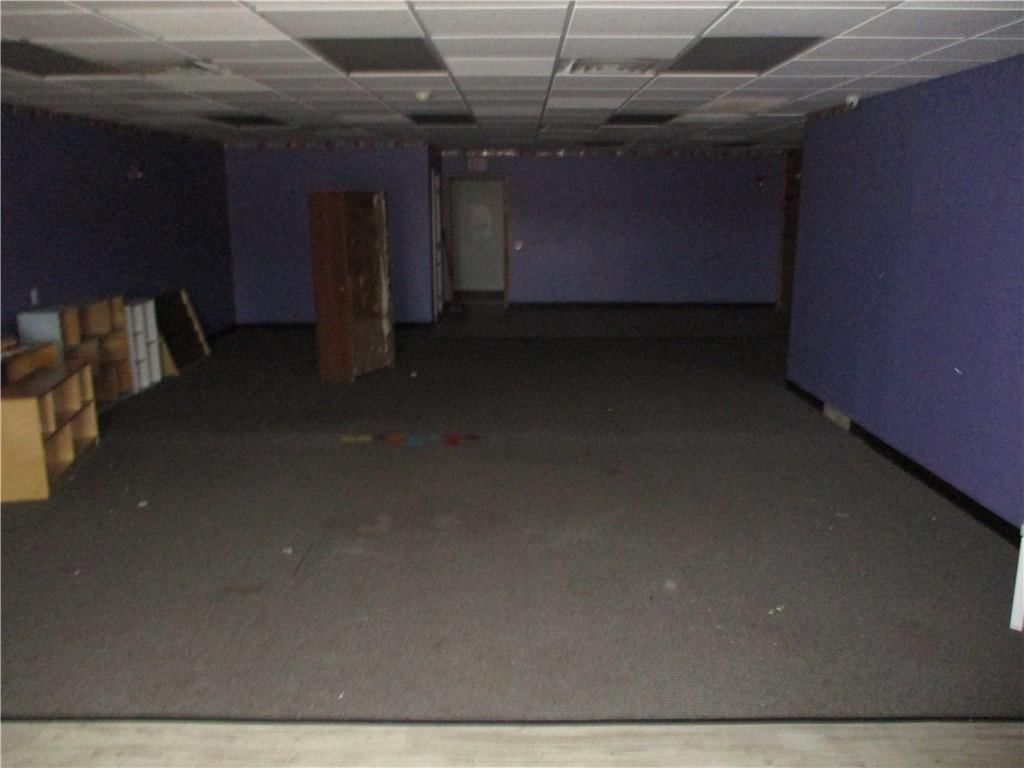 1250 Commercial N/A — photo 17