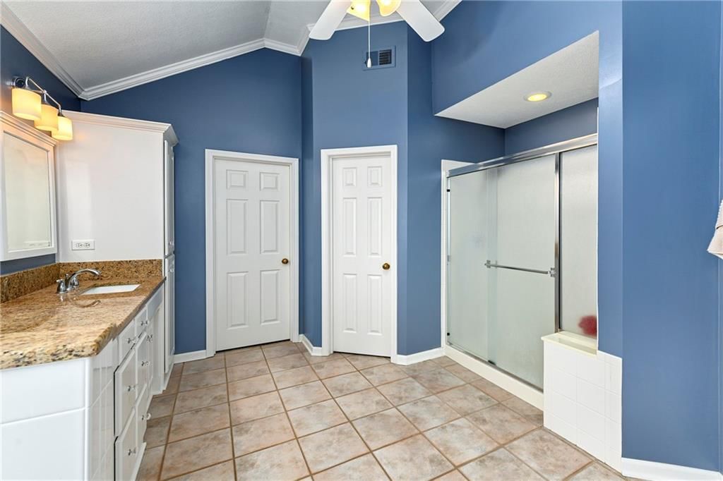 5102 W 161st Terrace — photo 31