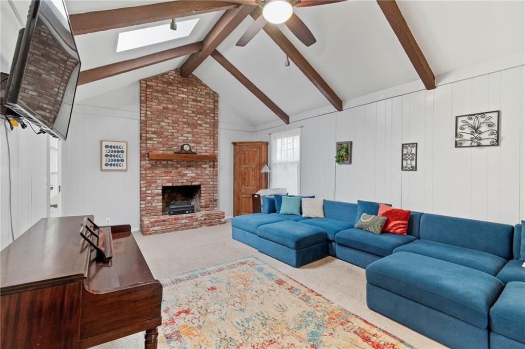11623 Locust Street — photo 3