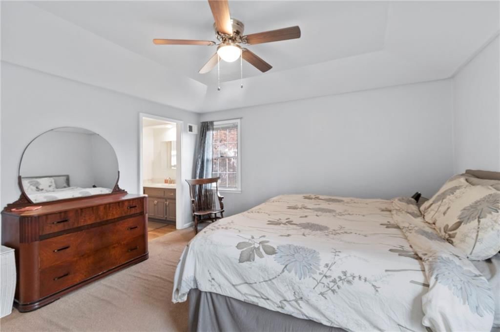 11623 Locust Street — photo 17