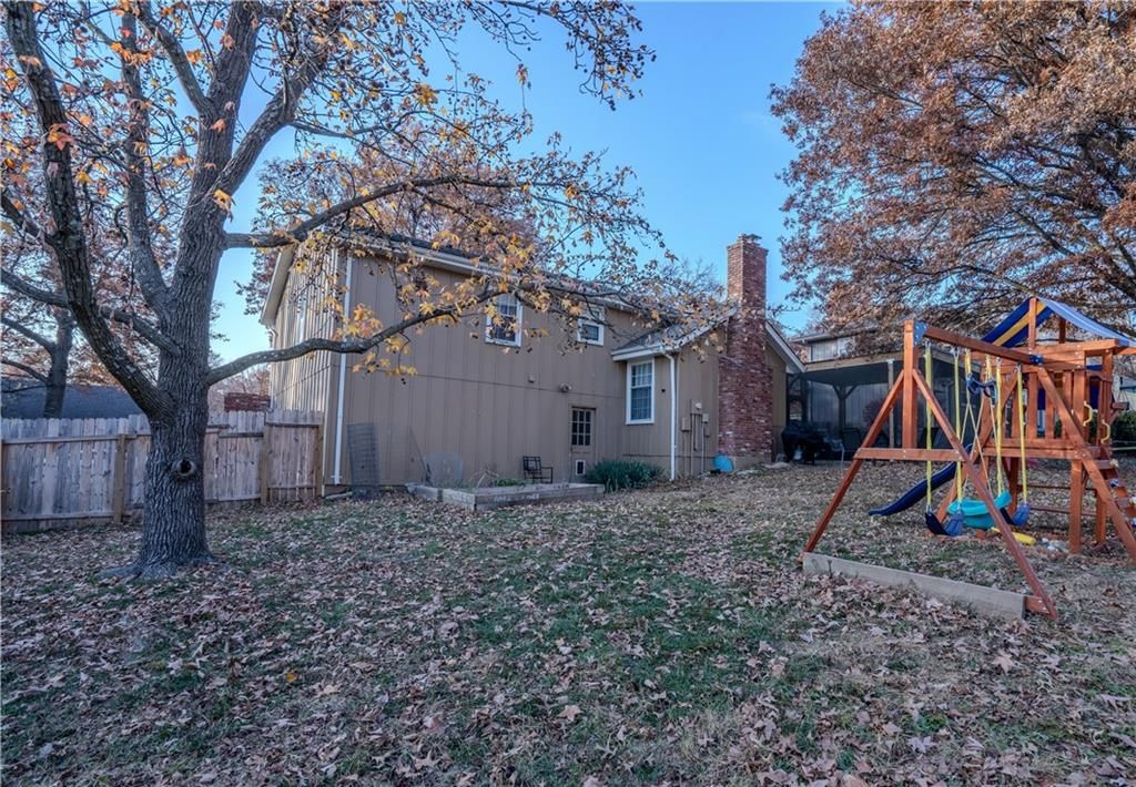 11623 Locust Street — photo 24