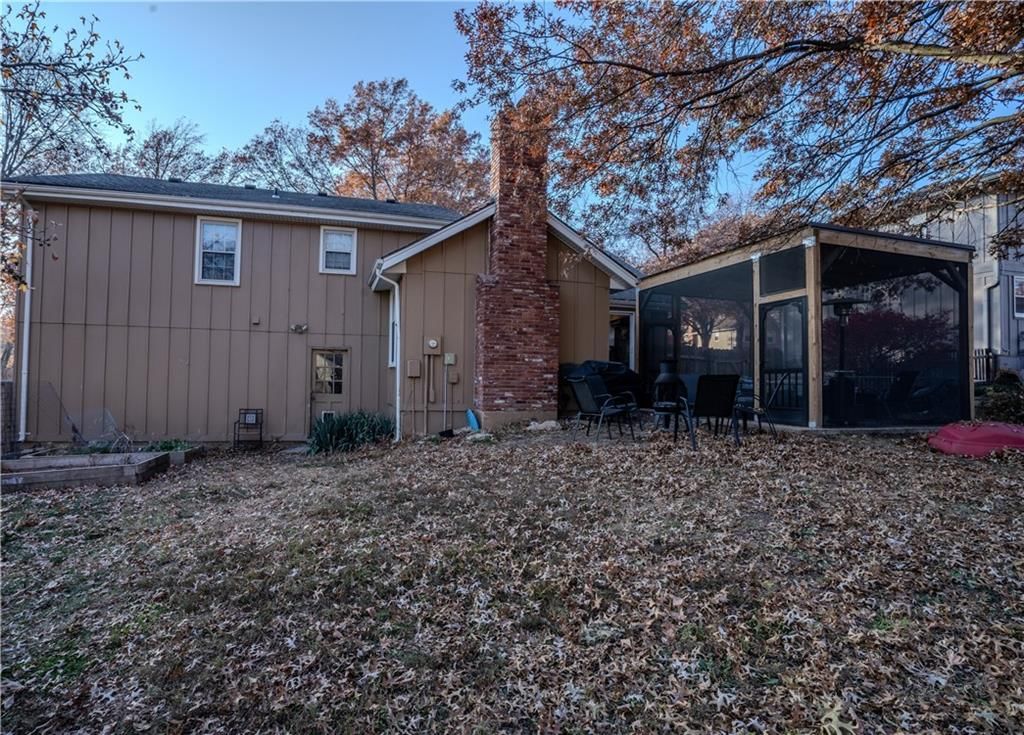 11623 Locust Street — photo 25