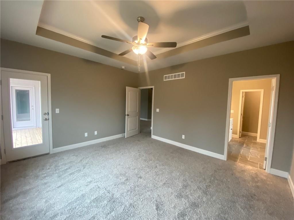 11805 N Wheeling Avenue — photo 15