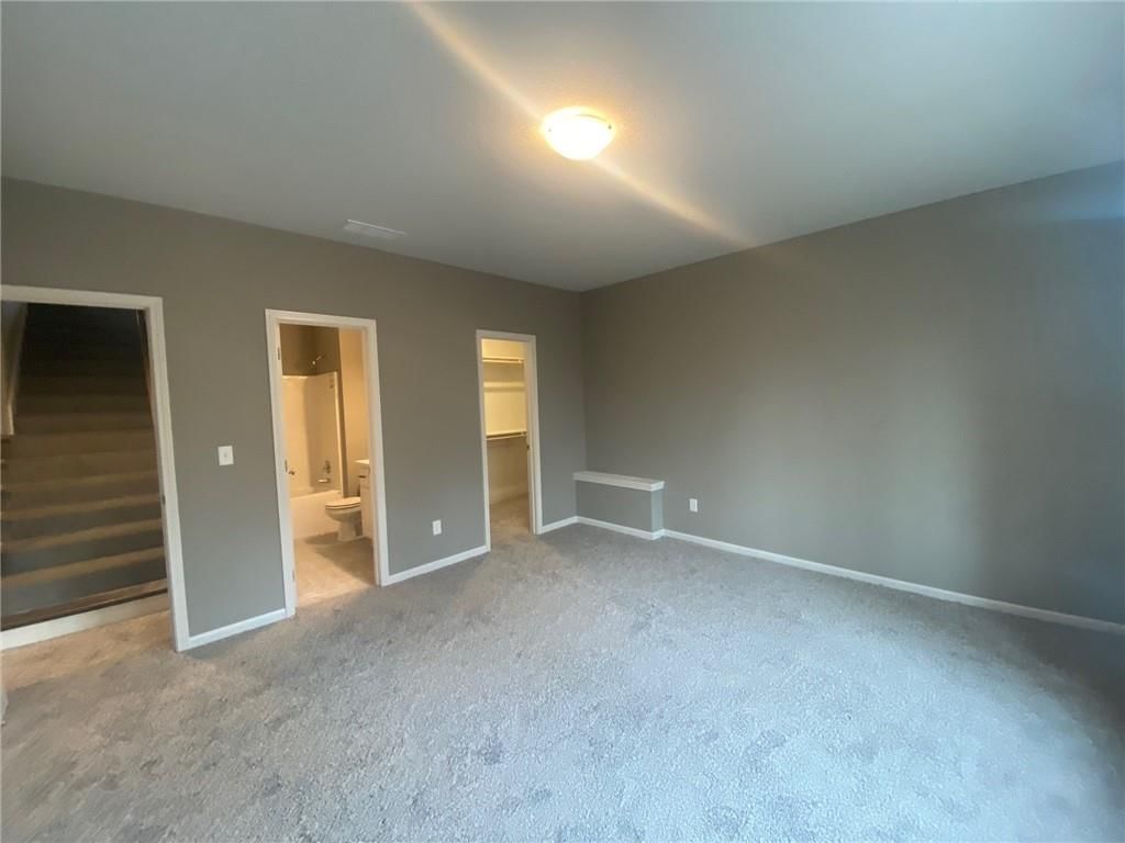 11805 N Wheeling Avenue — photo 24