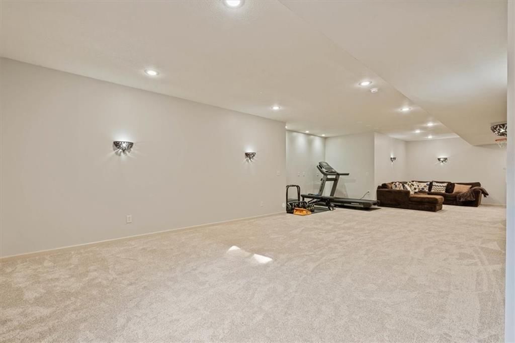 6942 CONSTANCE Street — photo 26