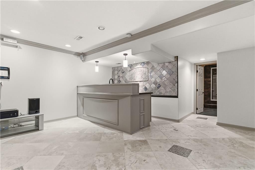 16009 Ash Street — photo 33