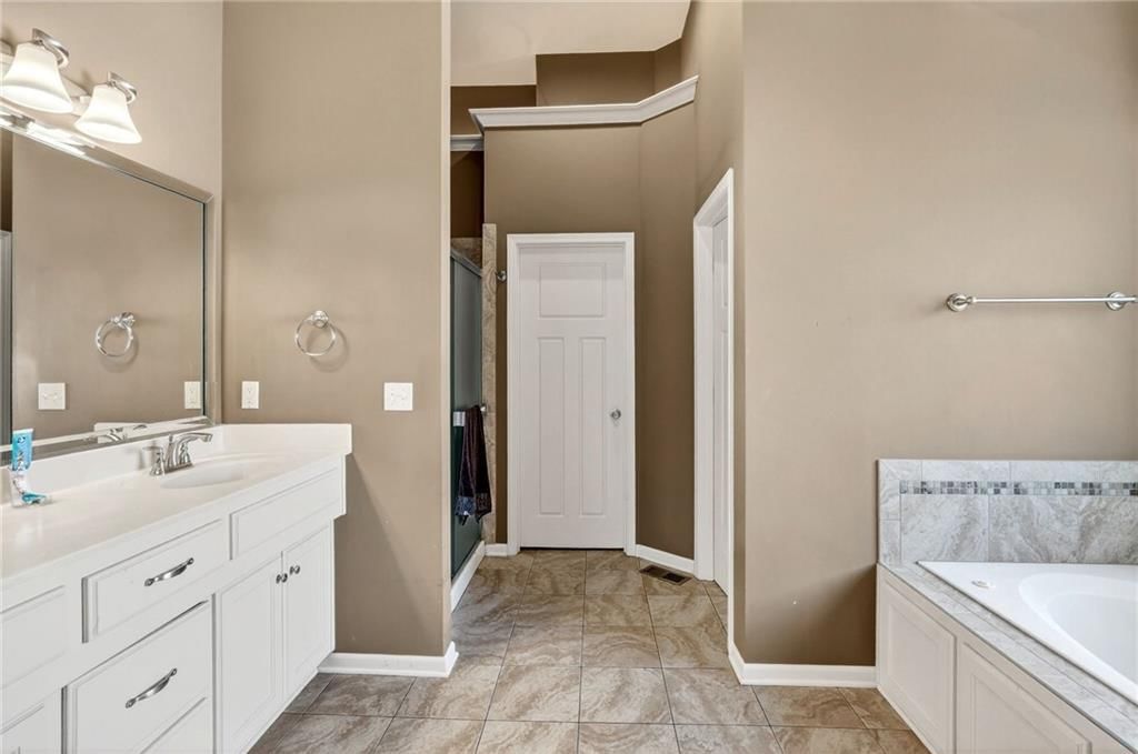9003 N St Clair Avenue — photo 17
