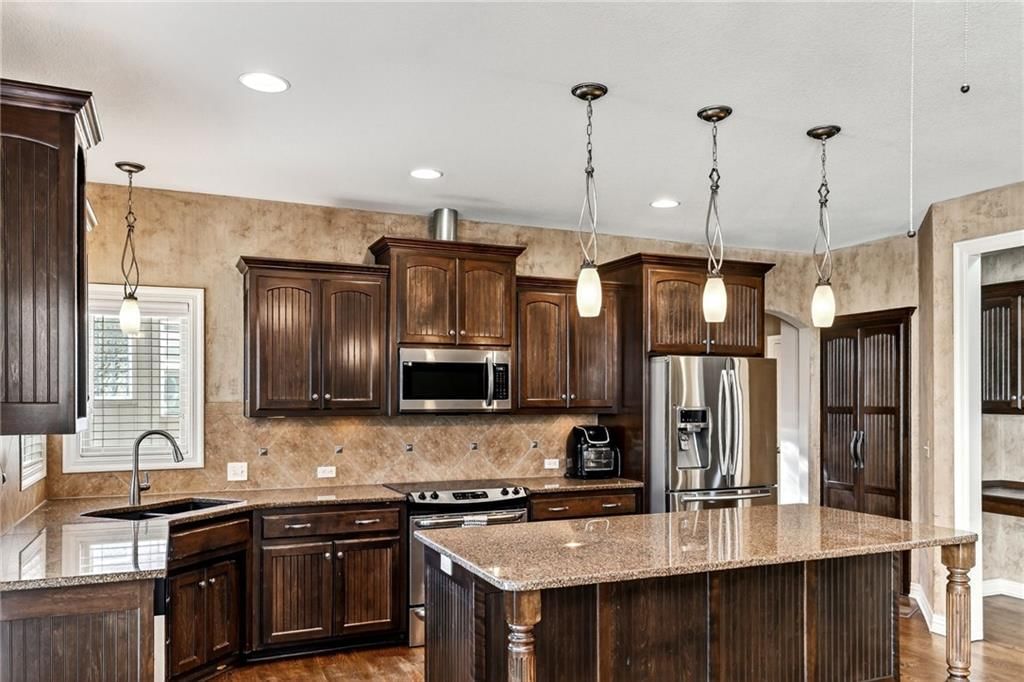 9003 N St Clair Avenue — photo 24