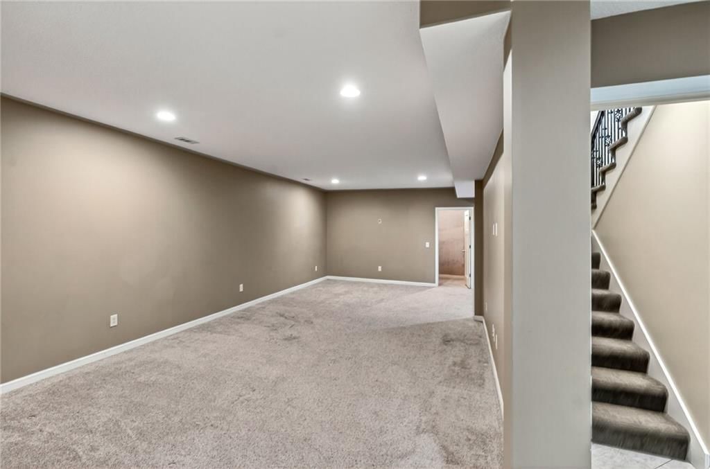 9003 N St Clair Avenue — photo 34
