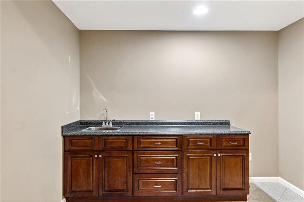 9003 N St Clair Avenue — photo 37