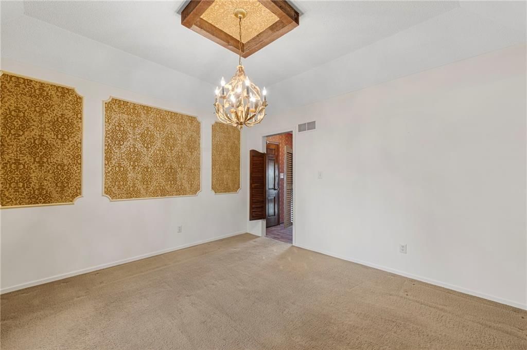 513 NW Briarcliff Road — photo 9