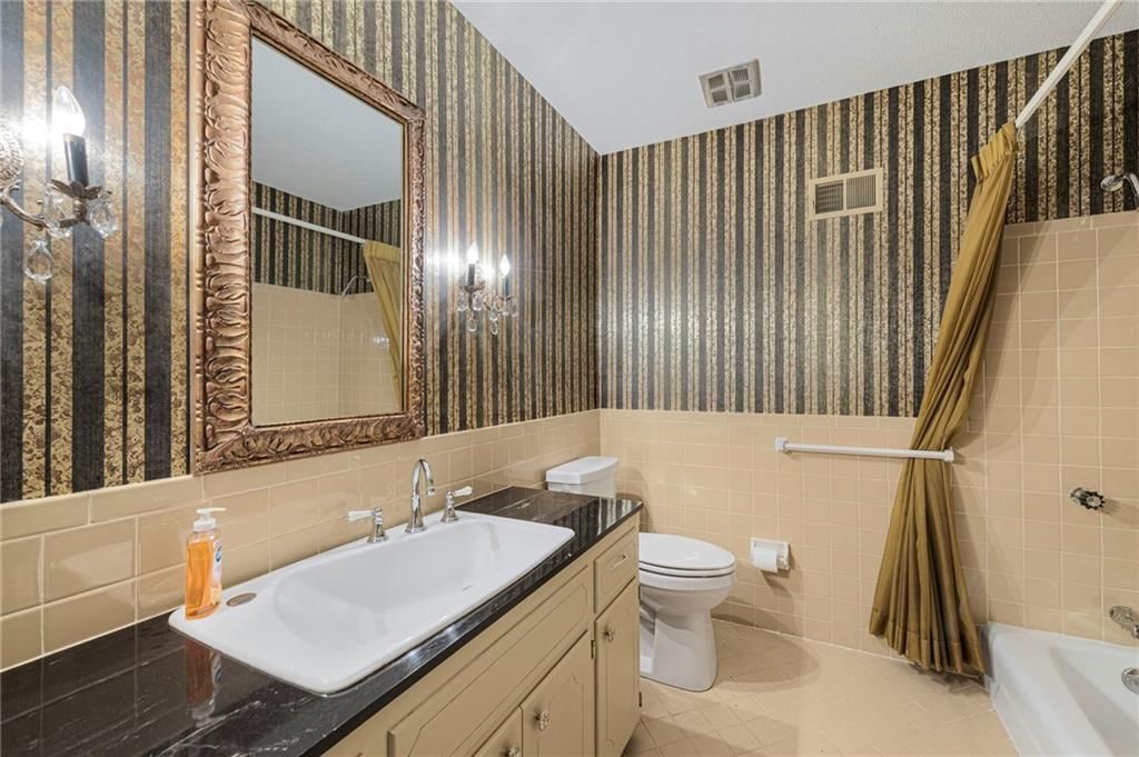 513 NW Briarcliff Road — photo 18