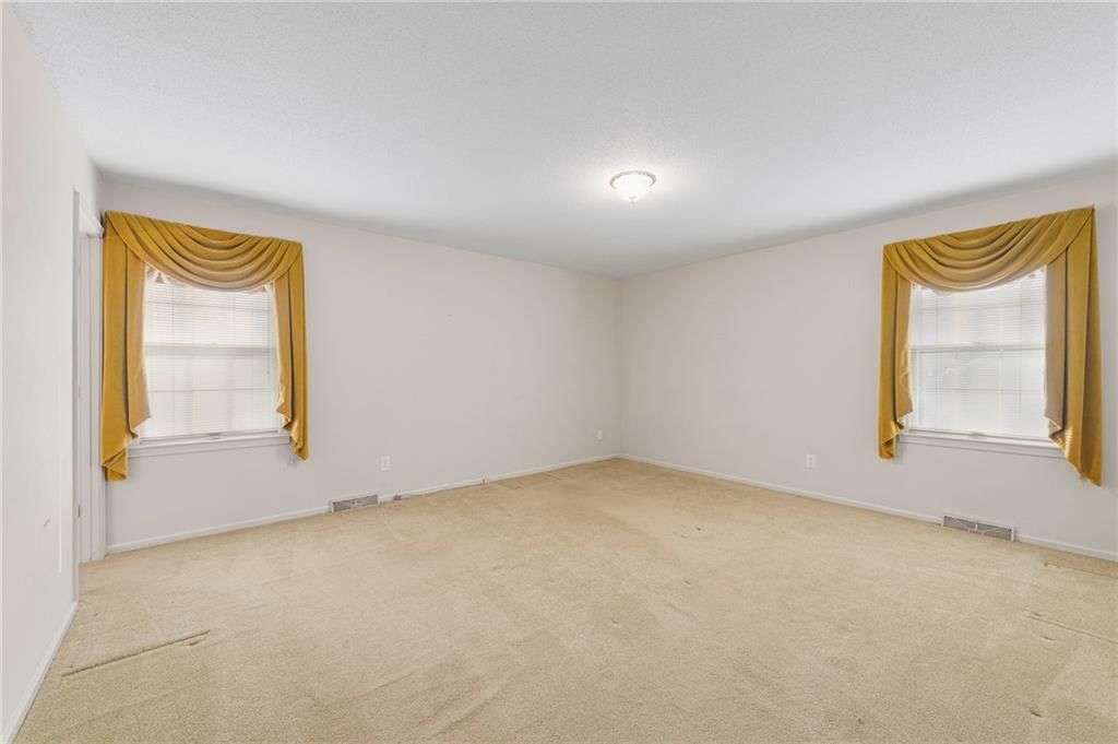513 NW Briarcliff Road — photo 20