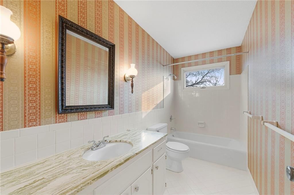 513 NW Briarcliff Road — photo 25