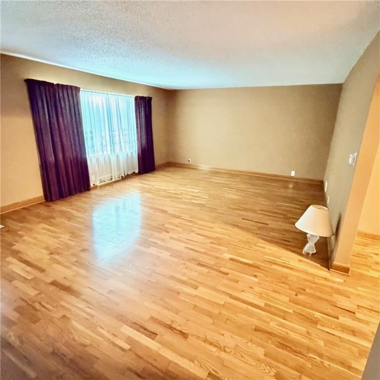209 W Fort Scott Street — photo 4