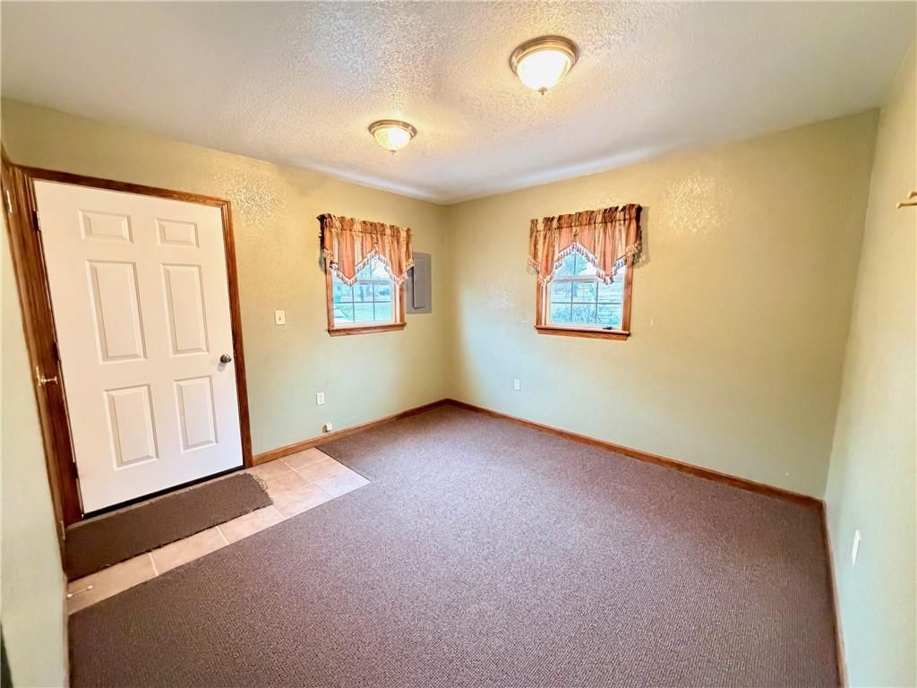 209 W Fort Scott Street — photo 18