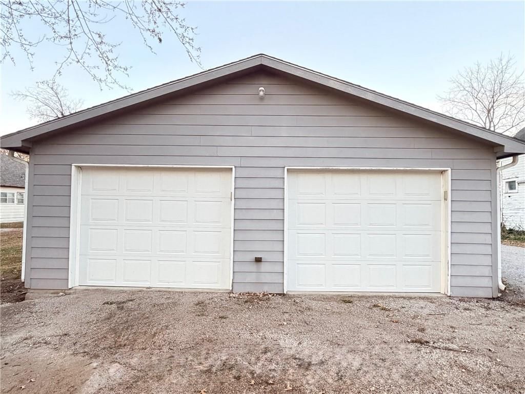 209 W Fort Scott Street — photo 22