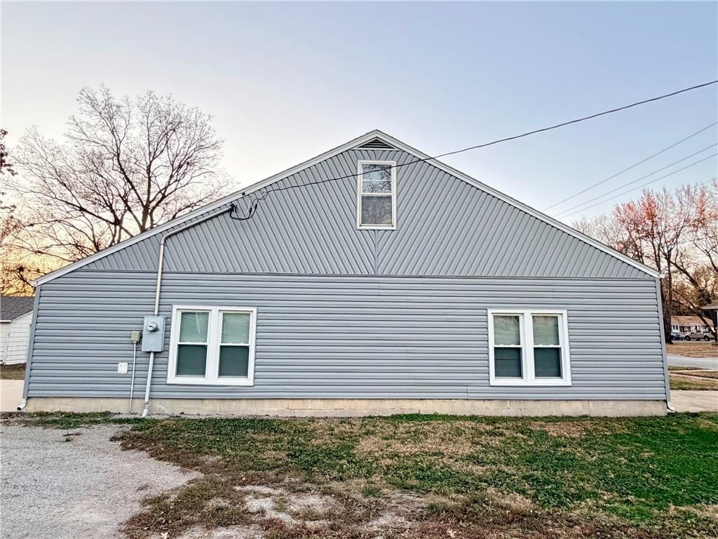 209 W Fort Scott Street — photo 28