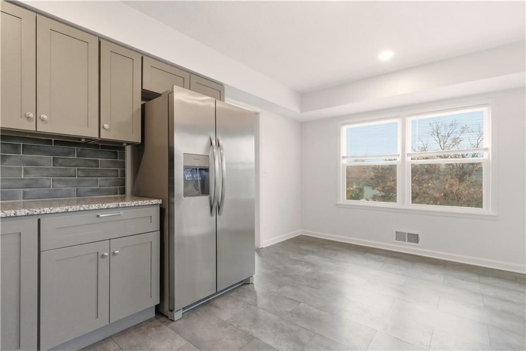 9317 W 82nd Street — photo 11