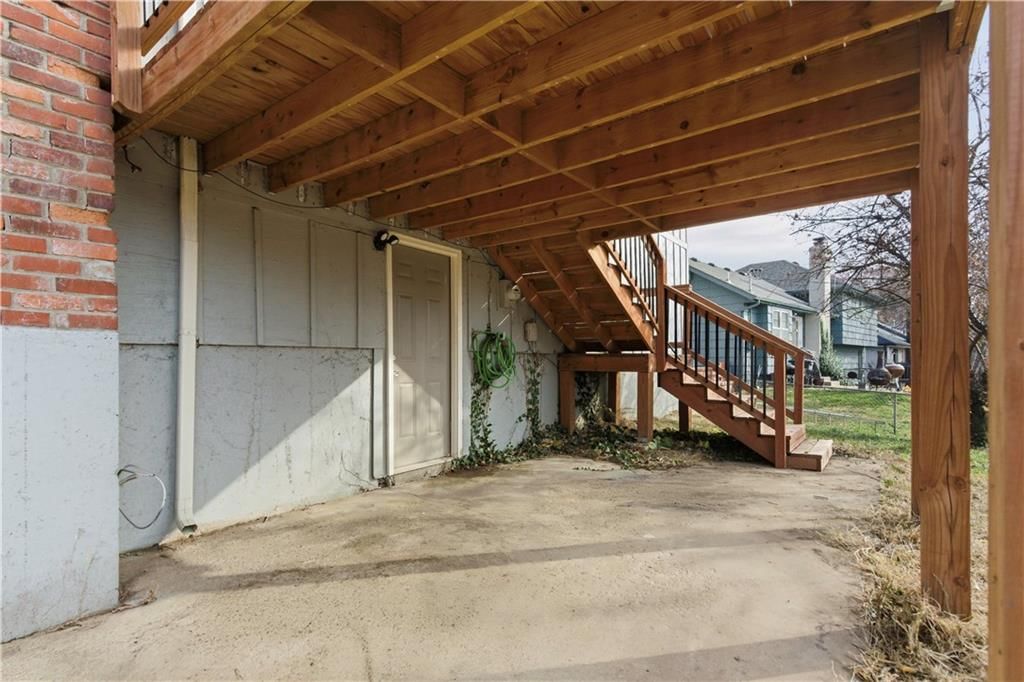 9317 W 82nd Street — photo 41