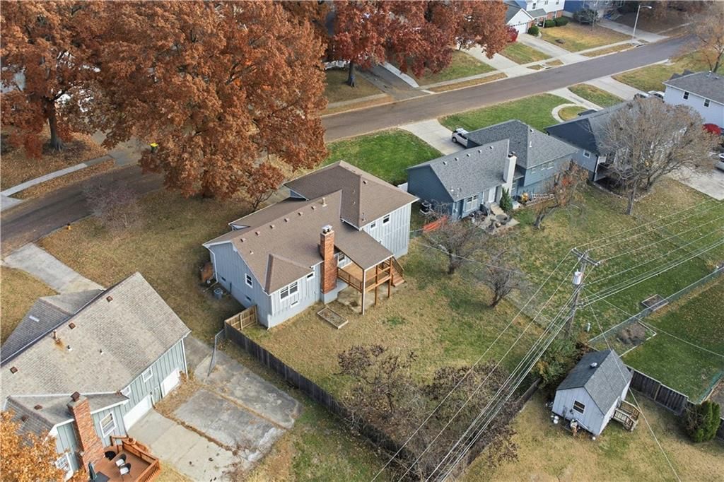 9317 W 82nd Street — photo 42