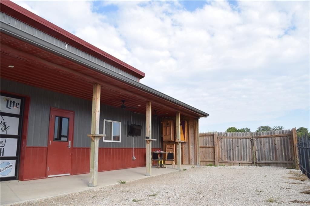 26192 Neosho Road — photo 4