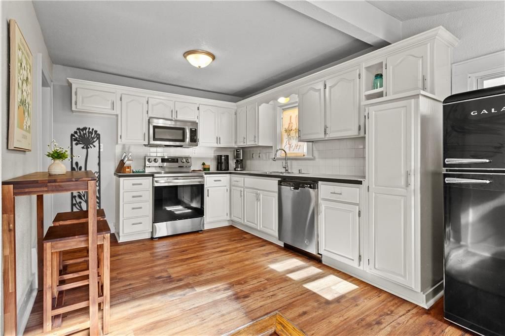 22 Clipper Drive — photo 2