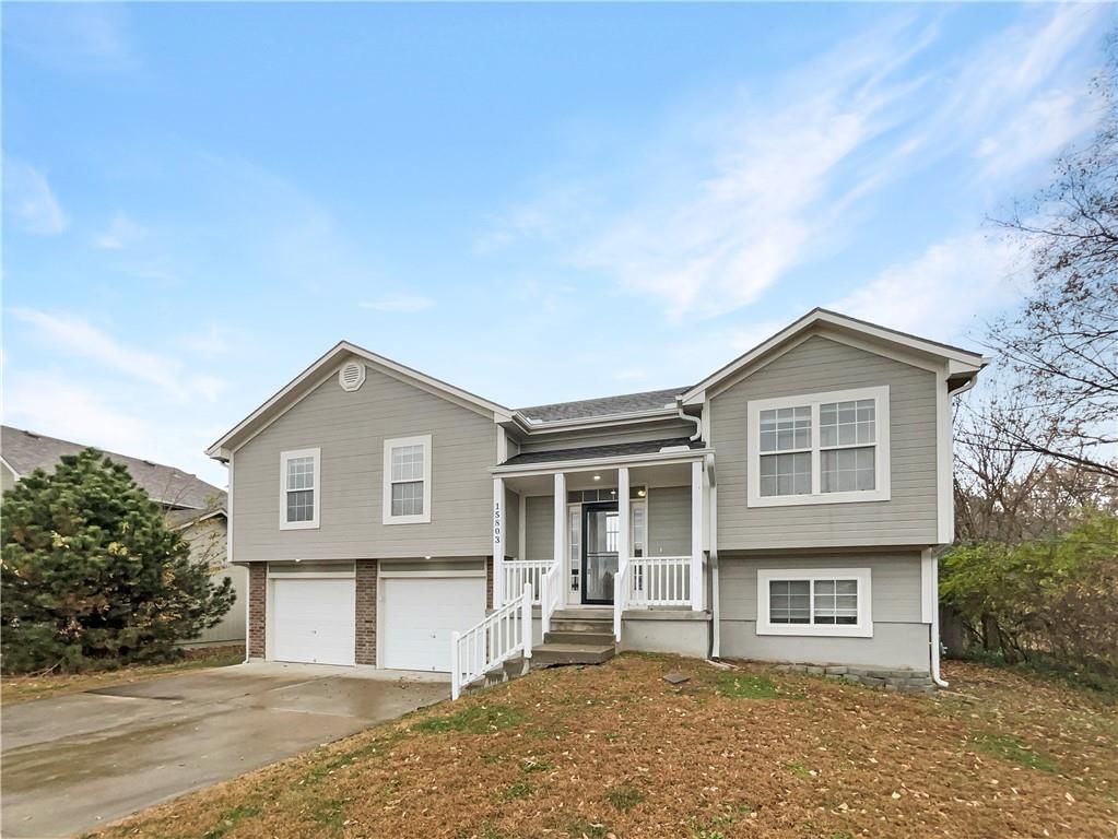 15803 Hight Avenue, Belton, MO