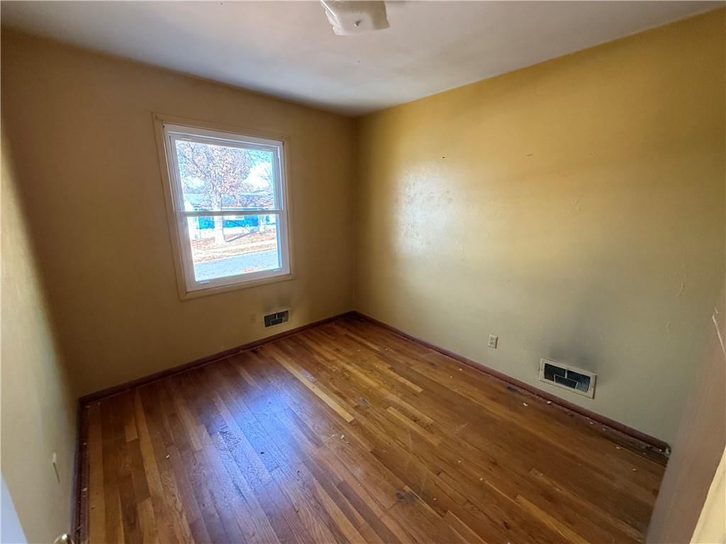 4905 E 41st Street — photo 7