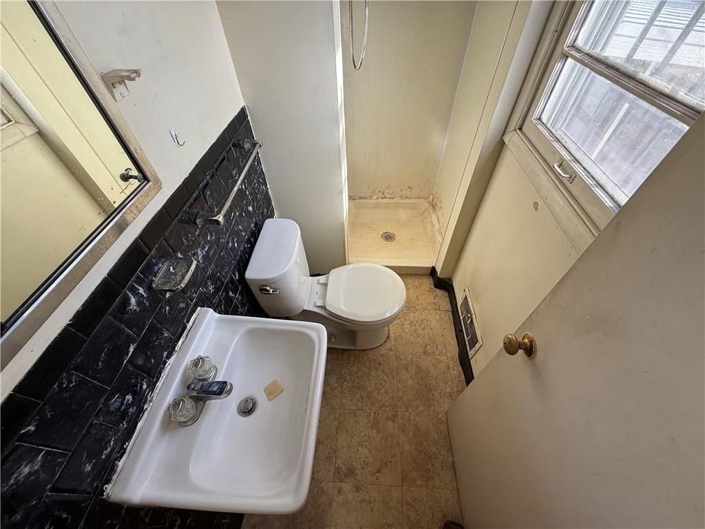 4905 E 41st Street — photo 13