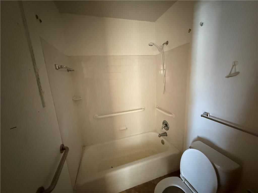 4905 E 41st Street — photo 16