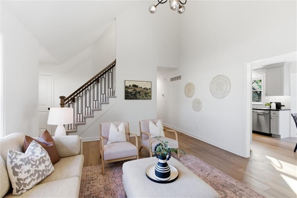1707 NE Duchess Drive — photo 6